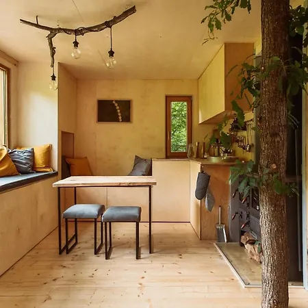 אתר קמפינג Stromdom Dva Duby נובה בניה