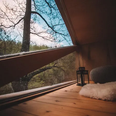 אתר קמפינג Stromdom Dva Duby